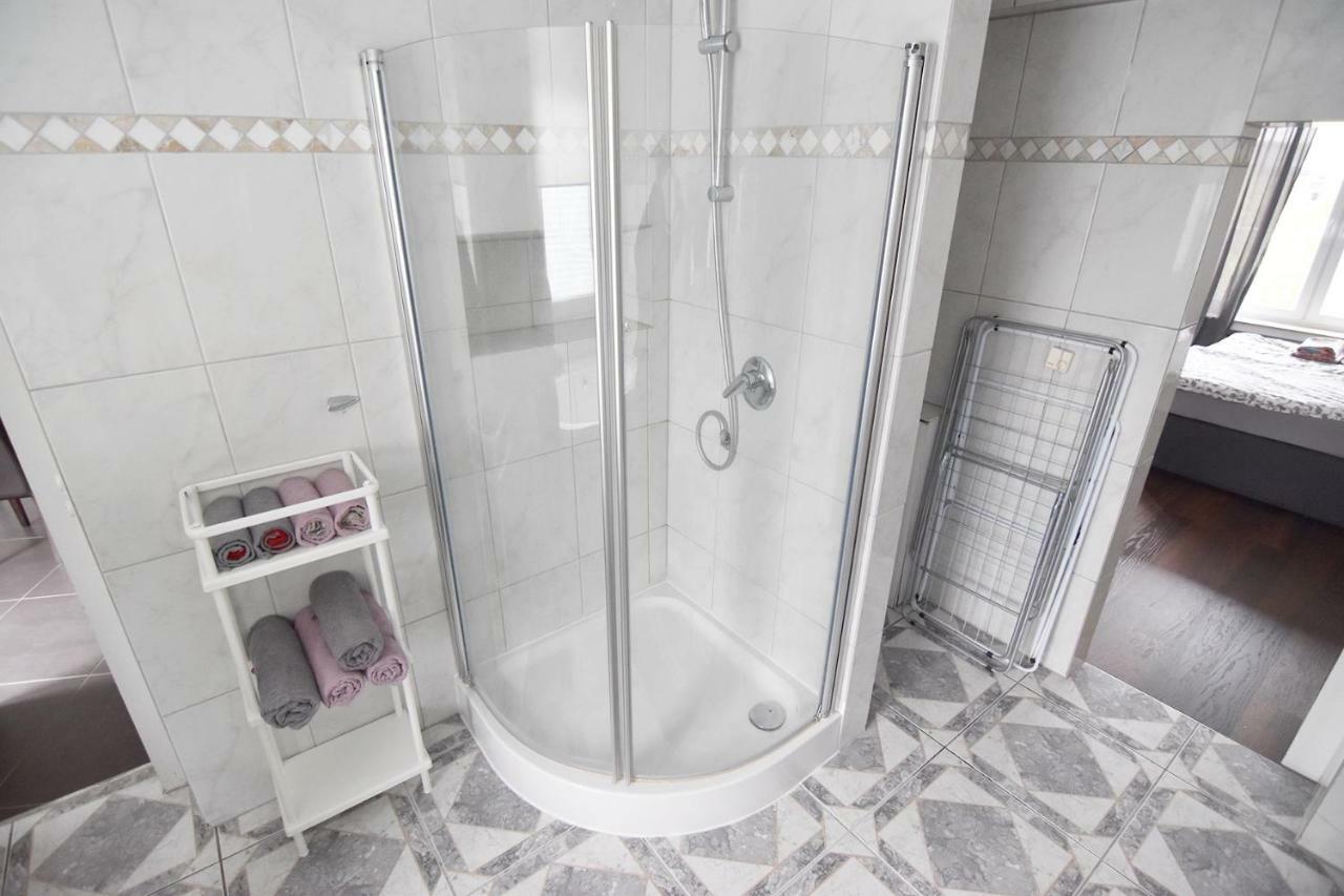 Dorya Am Ring Apartment Köln Ngoại thất bức ảnh